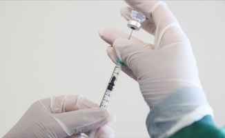Kovid-19'la mücadele kapsamında ülke genelinde bir haftada 7 milyon dozdan fazla aşı uygulandı