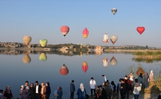 Sıcak hava balonları Büyük Taarruz'un 99. yıl dönümü dolayısıyla Afyonkarahisar semalarında