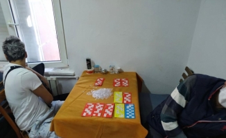 Eskişehir'de kumar oynatılan dernek binasındaki 25 kişiye para cezası uygulandı