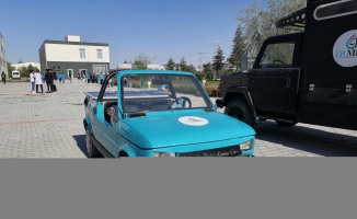 Konya'da lise öğrencileri güneş enerjili araç tasarladı