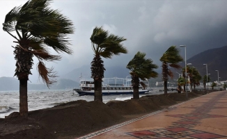 Ege, İç Anadolu, Karadeniz, Marmara ve Batı Akdeniz için fırtına uyarısı