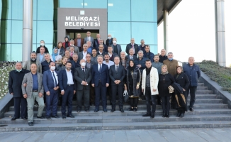 Başkan Palancıoğlu, mahalle muhtarlarıyla bir araya geldi