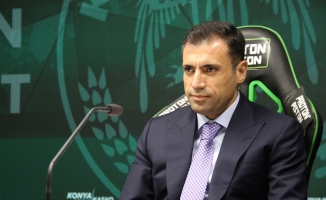 Konyaspor, teknik direktör İlhan Palut'un sözleşmesini 2 yıl uzattı