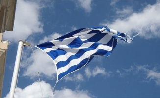 Yunanistan'da hükümet, muhalefetin gensorusuna karşı güvenoyu aldı