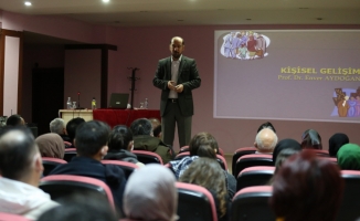 Aksaray Belediyesi'nde çalışanlara seminer