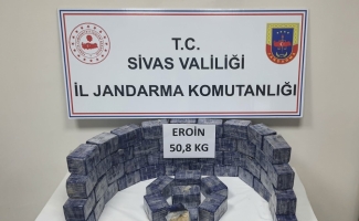 Sivas'ta yolcu otobüsünde 50 kilogram eroin ele geçirildi