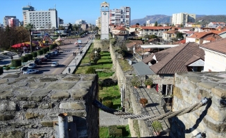 Arnavutluk'ta Elbasan Kalesi, duvarları içinde 'anıtlar mozaiği' oluşturuyor