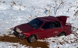 GÜNCELLEME - Kırıkkale'de trafik kazalarında bir kişi öldü, 5 kişi yaralandı