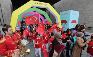 AKM'de gerçekleşen Çocuk Sanat Festivali'ni 100 bin kişi ziyaret etti