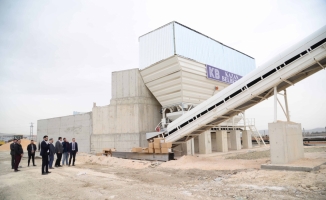 Kahramankazan Belediyesi beton santrali kurdu