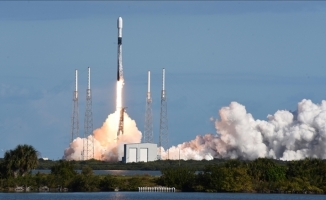 SpaceX, 53 Starlink uydusunu daha uzaya fırlattı