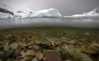 Antarktika'daki buz tabakasının altında ilk kez büyük miktarda su bulundu