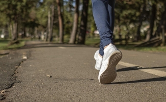 İnme riskinin önlenmesi için haftada 3 gün 30 dakika yürüyüş tavsiyesi