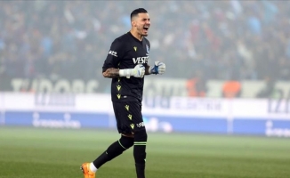 Şampiyon Trabzonspor'un kaptanı Uğurcan Çakır milli takıma odaklandı