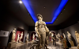 Heykel koleksiyonuyla tanınan Antalya Müzesi 100 yıldır ziyaretçilerini ağırlıyor