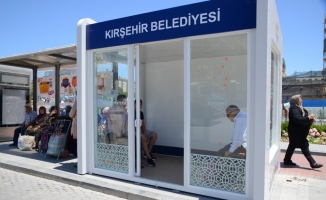 Kırşehir Belediyesinden yeni kapalı otobüs durakları