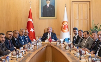 TBMM Başkanı Şentop, Cezayir-Türkiye Parlamentolararası Dostluk Grubu Başkanı Guesri'yi kabul etti