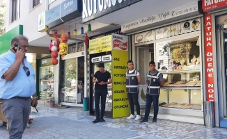 Konya'da 2 şüpheli kuyumcudan yüklü miktarda döviz alıp kaçtı