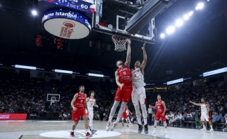 A Milli Erkek Basketbol Takımı, Polonya'yı farklı geçti