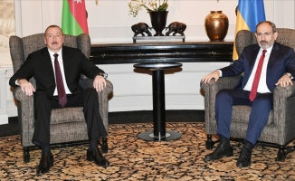 AB Konseyi Başkanı Michel, Aliyev ve Paşinyan ile görüştü