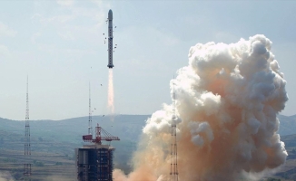 Çin 'Çuangşin-16' uydusunu fırlattı