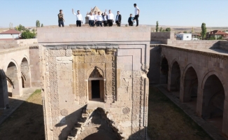Kayseri'de 790 yıllık Sultan Hanı turizme kazandırılacak