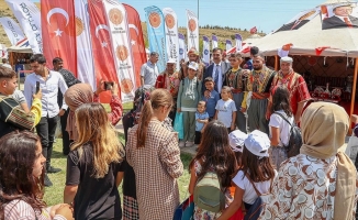 Malazgirt Zaferi'nin 951. yıl dönümü etkinlikleri Ahlat'ta yoğun katılımla sürüyor
