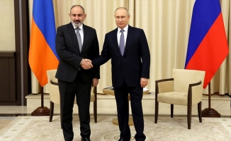 Putin, Ermenistan Başbakanı Paşinyan ile Karabağ’daki durumu görüştü