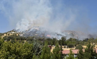Şırnak'ta askeri birliğin mühimmat deposundaki patlamada 2 personel yaralandı
