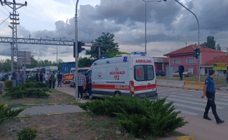 Kırıkkale'deki zincirleme trafik kazasında 2 kişi yaralandı