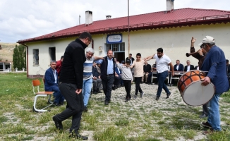 Sivas'ın Ulaş ilçesinde kullanılmayan 11 kamu binası köy yaşam merkezine dönüştürüldü