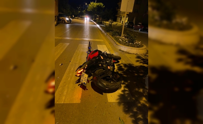Ankara'da devrilen motosikletin sürücüsü öldü