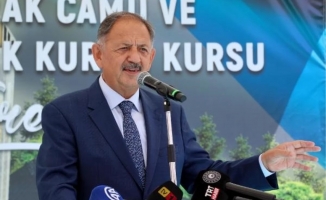 Bakan Özhaseki, Kayseri'de cami ve Kur'an kursu açılış töreninde konuştu: