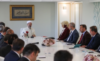 Diyanet İşleri Başkanı Erbaş, yeni atanan ataşe ve müşavirleri kabul etti: