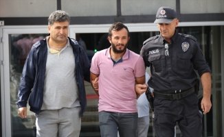 Eskişehir'de 4 öğretmene bıçakla saldırdığı iddia edilen zanlı tutuklandı
