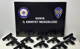 Konya'da ruhsatsız silah operasyonlarında 12 kişi gözaltına alındı