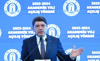 Adalet Bakanı Tunç, Ankara Yıldırım Beyazıt Üniversitesi Akademik Yıl Açılış Töreni'nde konuştu:
