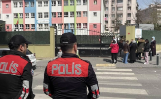 Ankara'da okul önlerinde çocuk ve gençlerin korunmasına yönelik uygulama yapıldı