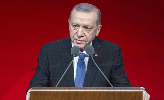 Cumhurbaşkanı Erdoğan'dan Dubai'de diplomasi trafiği