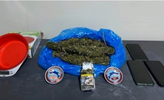 Kayseri'de bir araçta 420 gram esrar ele geçirildi